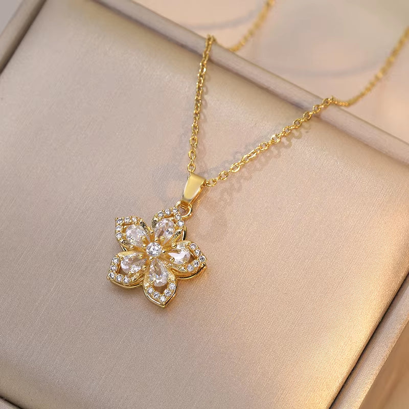 Golden Bloom Spin Zircon Flower Pendant Necklace – Light Luxury Gold-Tone Chain Jewelry (Unisex)