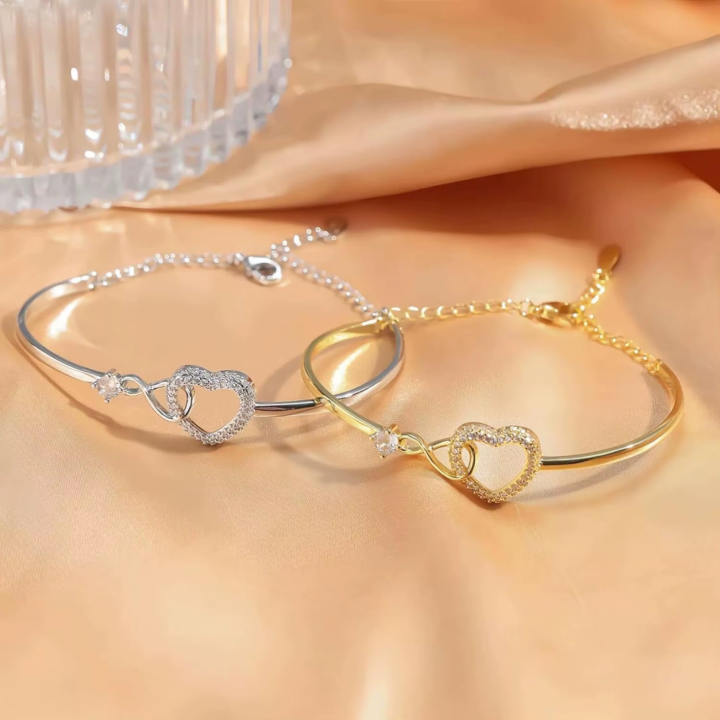 Forever Connected Infinity Heart Bracelet for Daughter – A Mother’s Love Cubic Zirconia Inspirational Gift