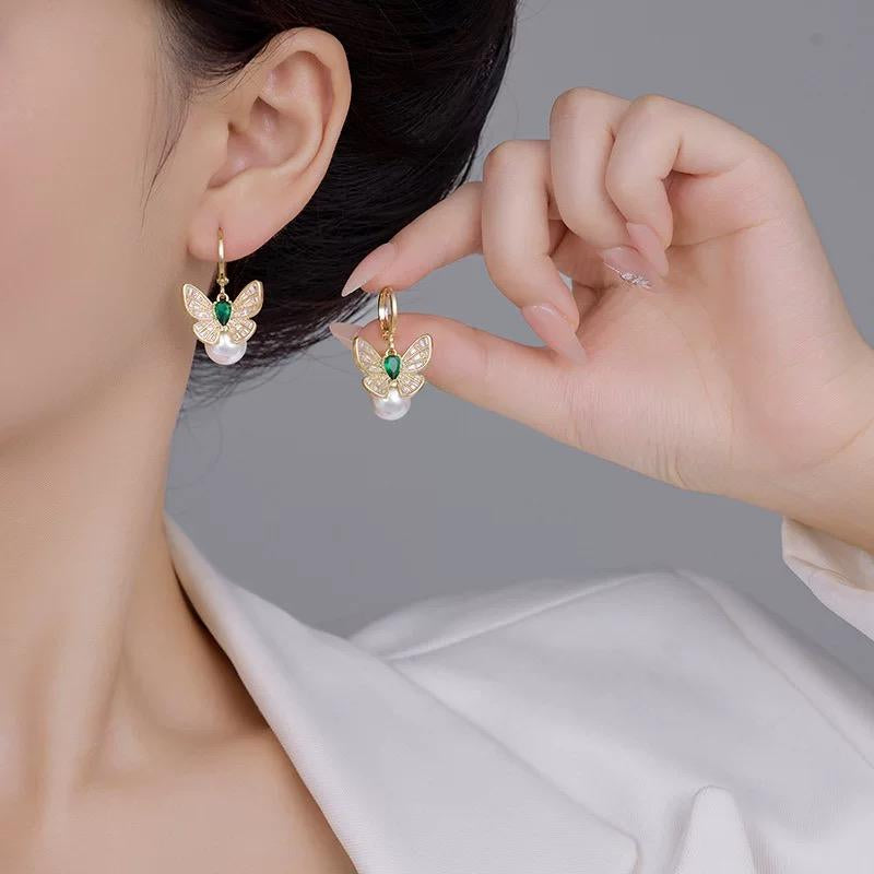 Golden Bloom Butterfly Pearl Earrings for Women – Elegant French Cubic Zirconia Gift